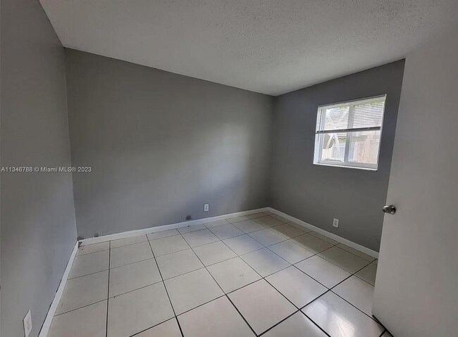 Photo - 2070 NW 28th Terrace