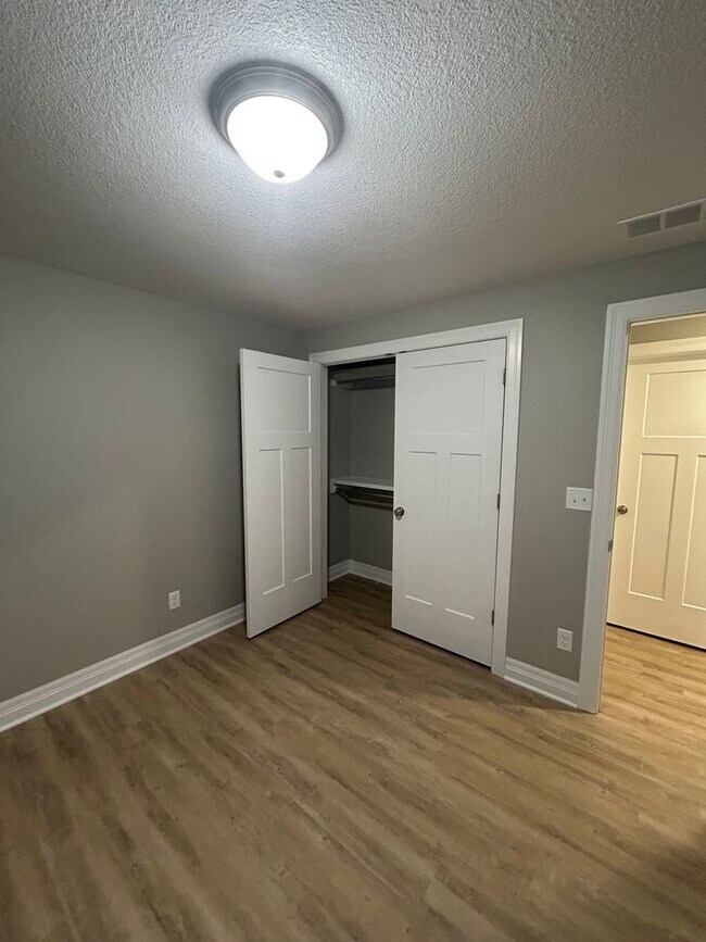 Photo - 1124 Sontag Ct