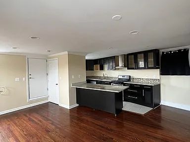 Photo - 75 Whitney Ave Unidad #4