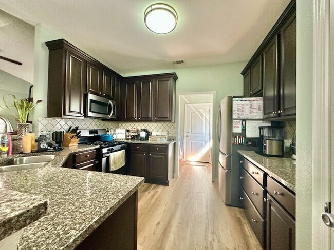 Photo - 349 Fir Ave