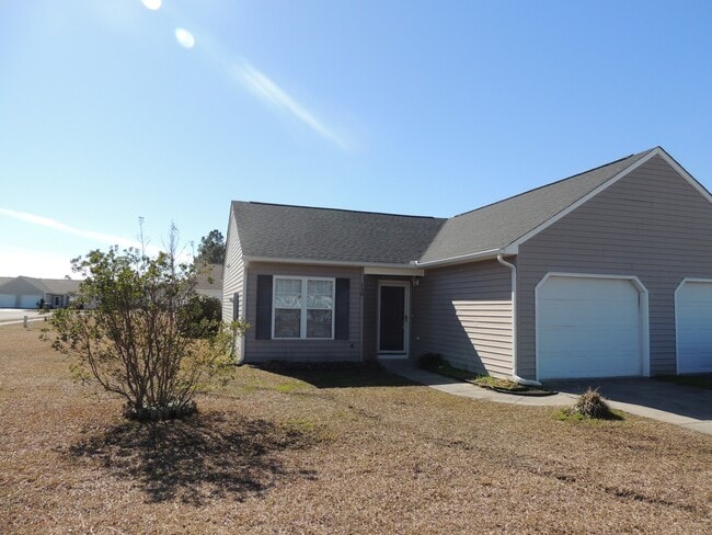 Building Photo - Modern Duplex On a Corner Lot