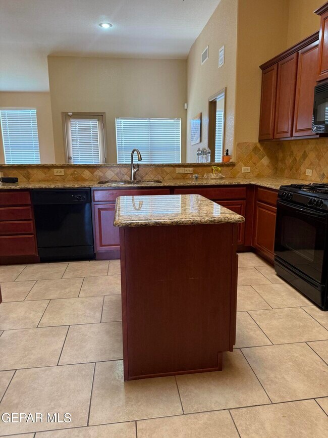 Photo - 14422 Coyote Trail