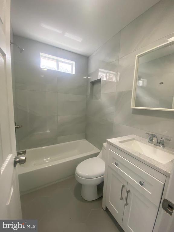 Photo - 2850 D St