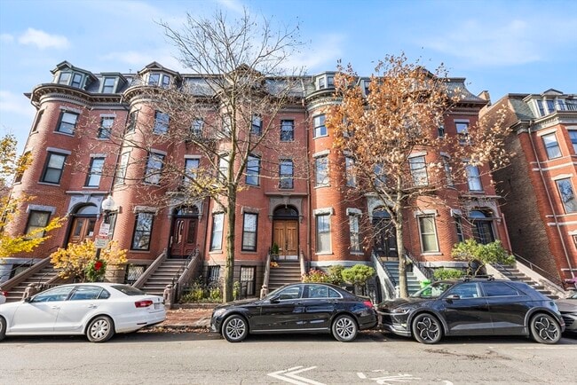 Photo - 28 Dartmouth St Unit 4