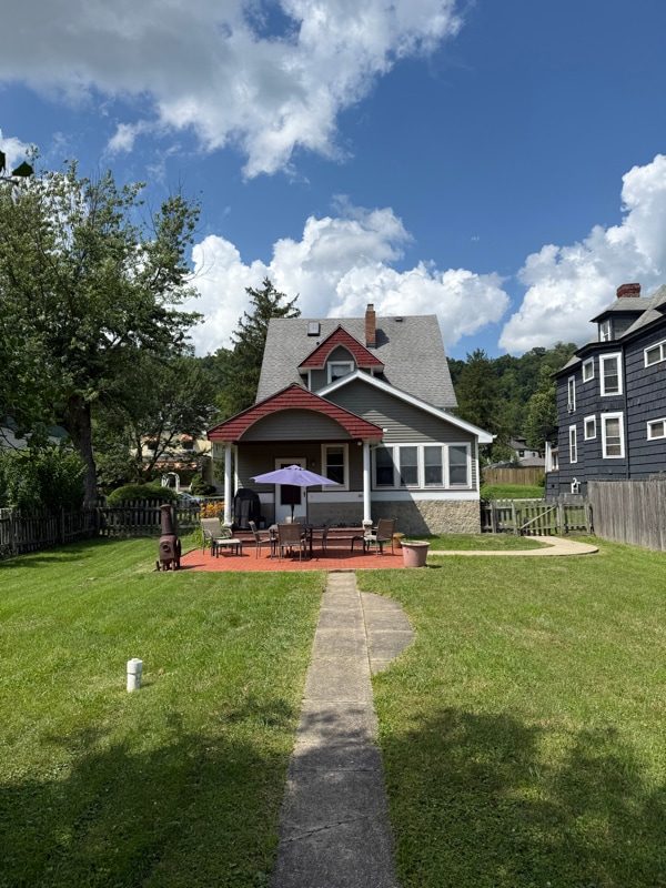 Photo - 103 Maple Ave