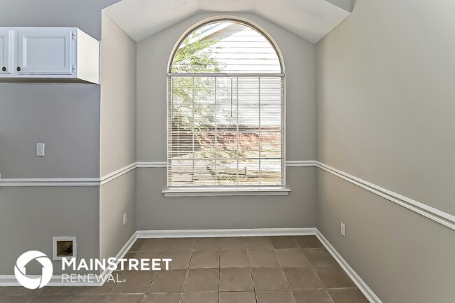 Photo - 7145 Peppermill Ln