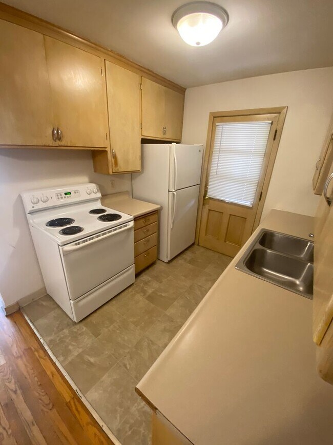 Photo - 2544 J St Unit #2