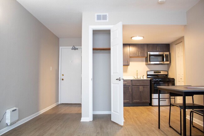 Photo - 108 E Healey