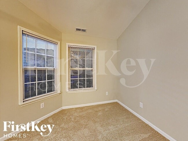 2332 Juniper Dr