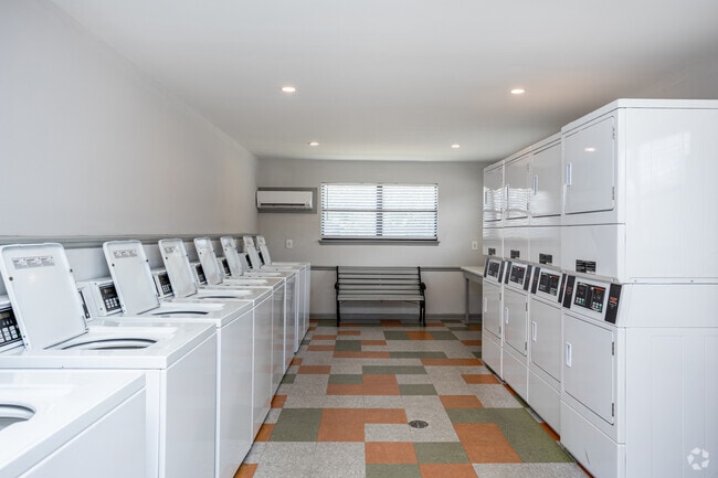 Laundry Center