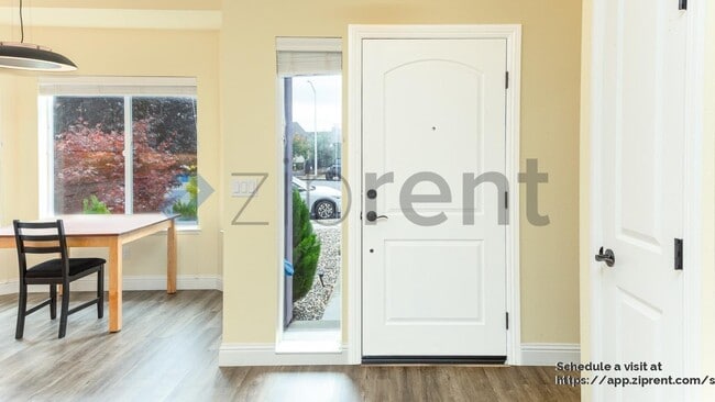 Photo - 1313 Crestview Ct