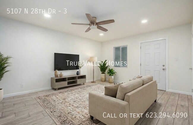 Photo - 5107 N 28th Dr Unit 3