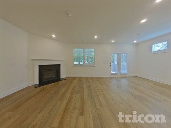 Photo - 45 Mayhaw Pt