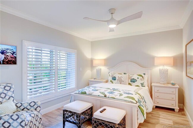 Photo - 5799 NE Island Cove Way Unit 1104