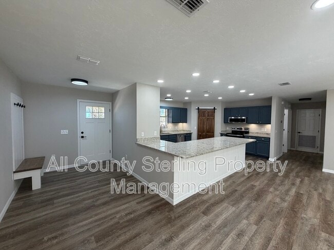 Building Photo - 11880 49th Rd