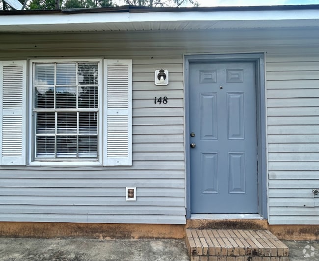 Building Photo - 1701 Goodwin Rd Unit 148 Rental