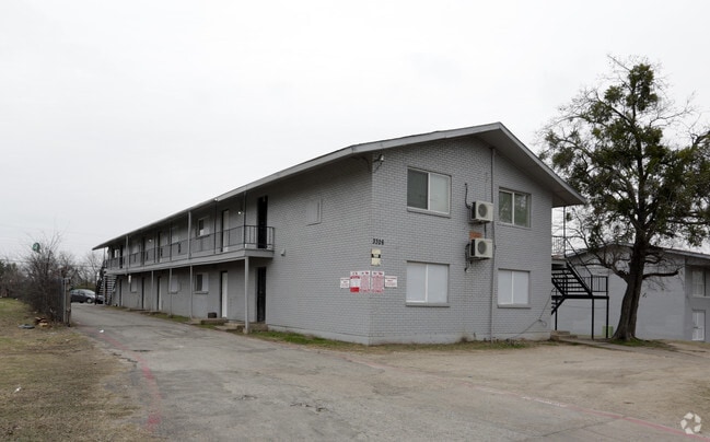 Jamestown Apartments - Jamestown Apartments
