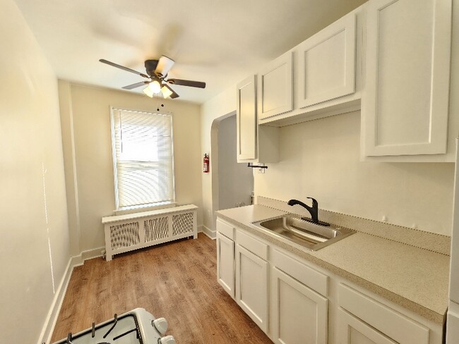 Photo - 808 N Main St Unit 208