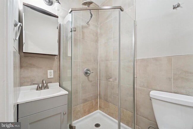 Photo - 605 N 34th St