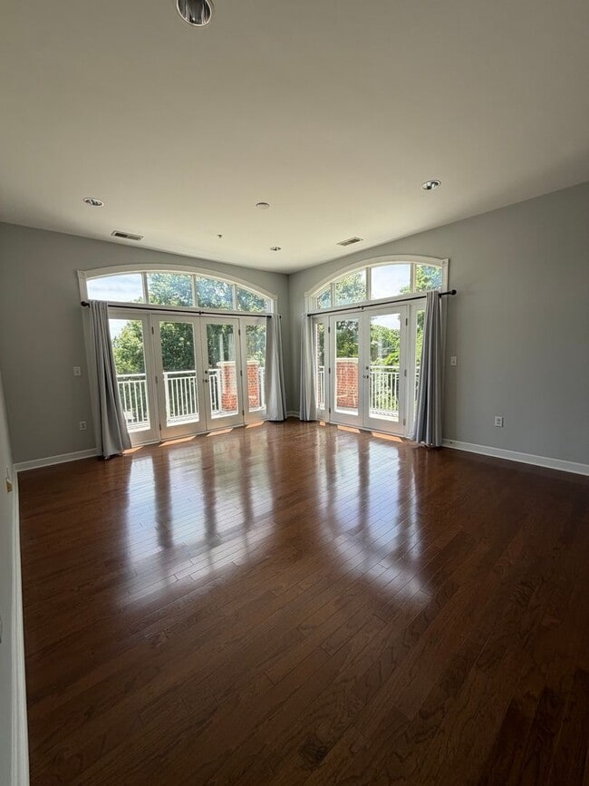 Photo - Top-Floor 2BR/2BA Corner Condo in the Heart of Dilworth Near Uptown Charlotte!