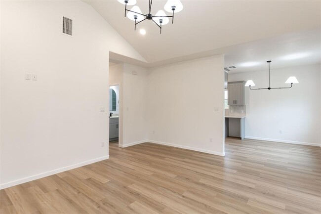 Photo - 508 Brown St