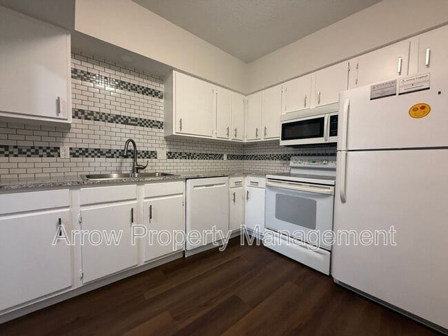 Photo - 526 S 25th St Unit 5