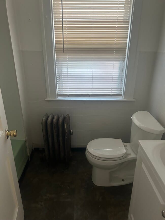 Photo - CALVERT FLR 2 Unit 1