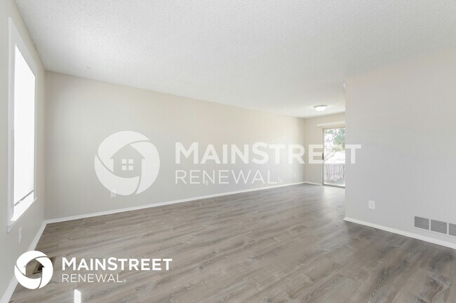 Photo - 9661 Adams St