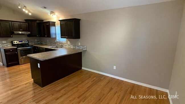 Photo - 720 S Cascade Ave Unidad 720 S Cascade B