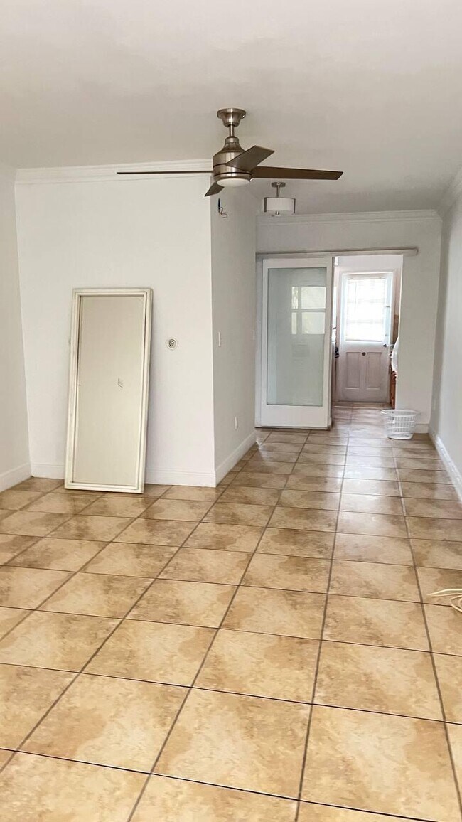 Photo - 719 Euclid Ave Unit 4