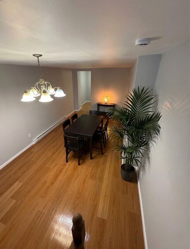 Photo - Three Bedroom One Bathroom Ready For ASAP Move In