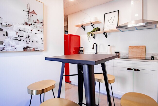 Photo - 1020 16th St NW Unidad ID1037709P