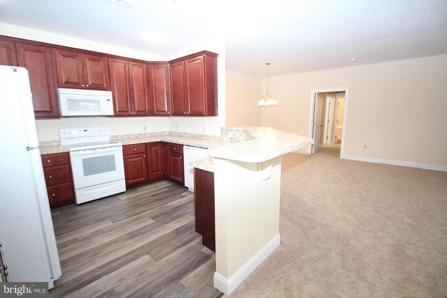 Photo - 1665 Kenton Rd Unit 203