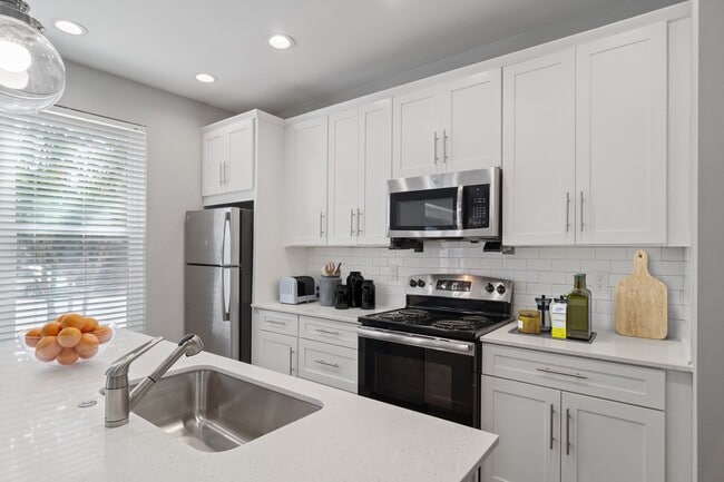 Building Photo - Mirador at Peachtree Rental
