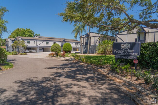 Entrance - King Arthur Condominiums