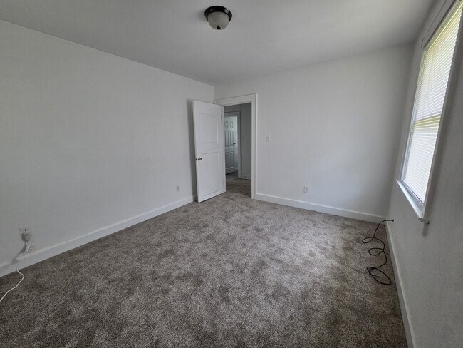 Photo - 2300 South St