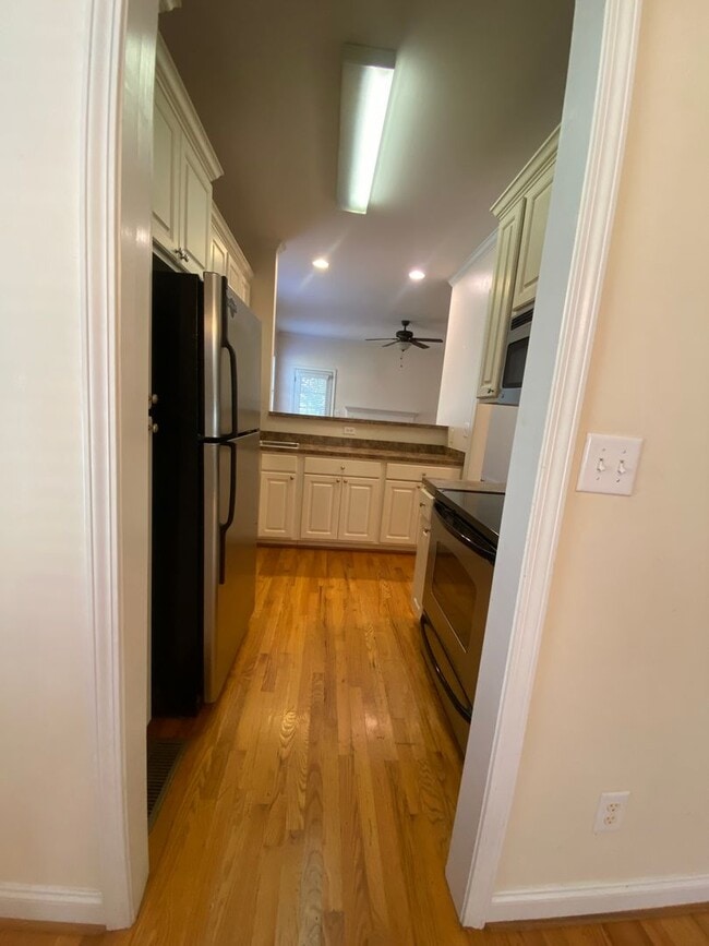 Photo - Charming 2-Bedroom Home in Columbia, SC – A Perfect Blend of Comfort and Convenience!