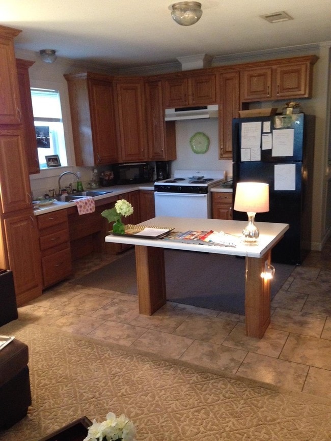 Photo - 13 Cottage Grove Dr