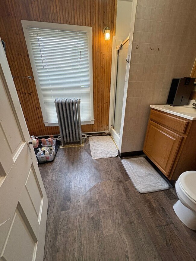 Photo - SE - 02 - Main St Unit 1129