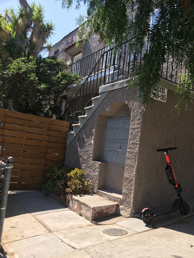 Photo - 2035 N Vista del Mar Ave Unit 3/4