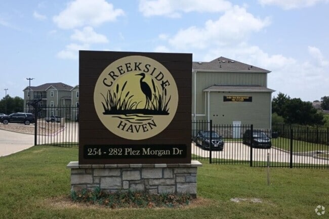 Building Photo - Creekside Haven Rental