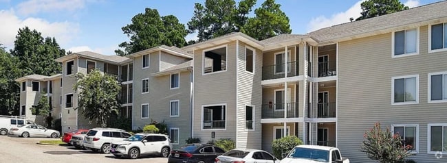 Building Photo - 3355 Galleria Dr Unit 7 - 1 Rental