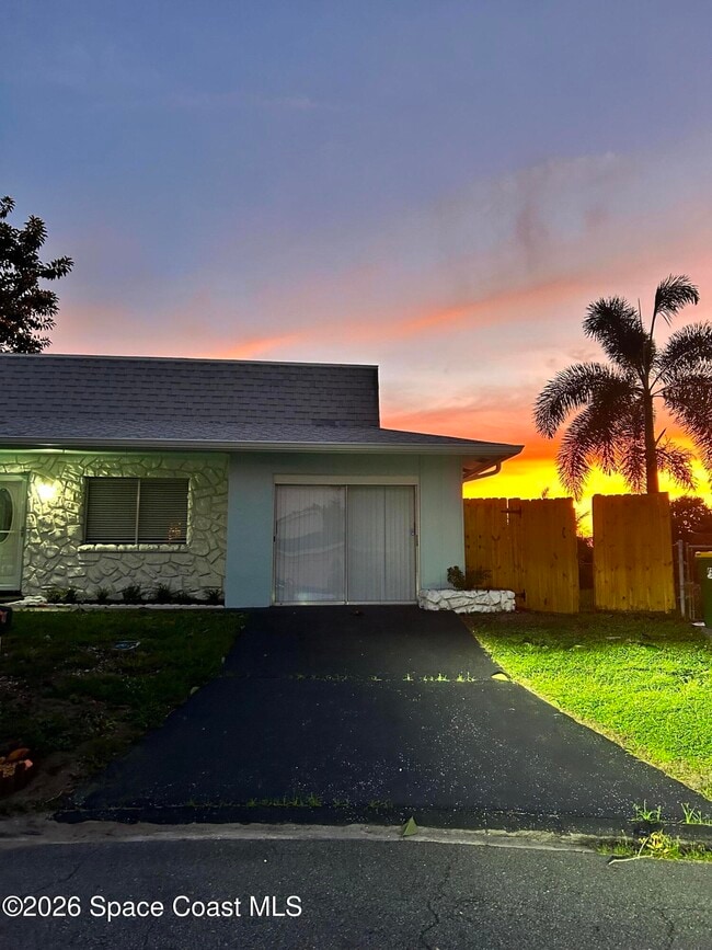 Photo - 437 Via Palermo Ct