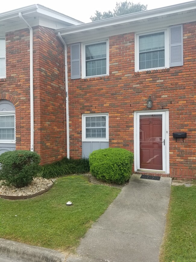 Building Photo - 3000 Golden Rd Unit 22 Rental