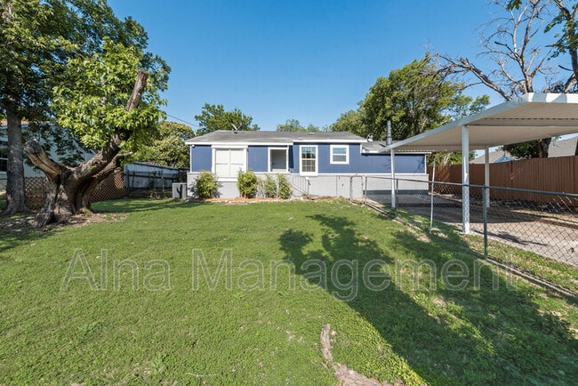 Building Photo - 1822 Roberts Cut Off Rd