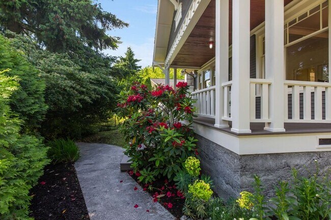 Photo - Beacon Hill Home