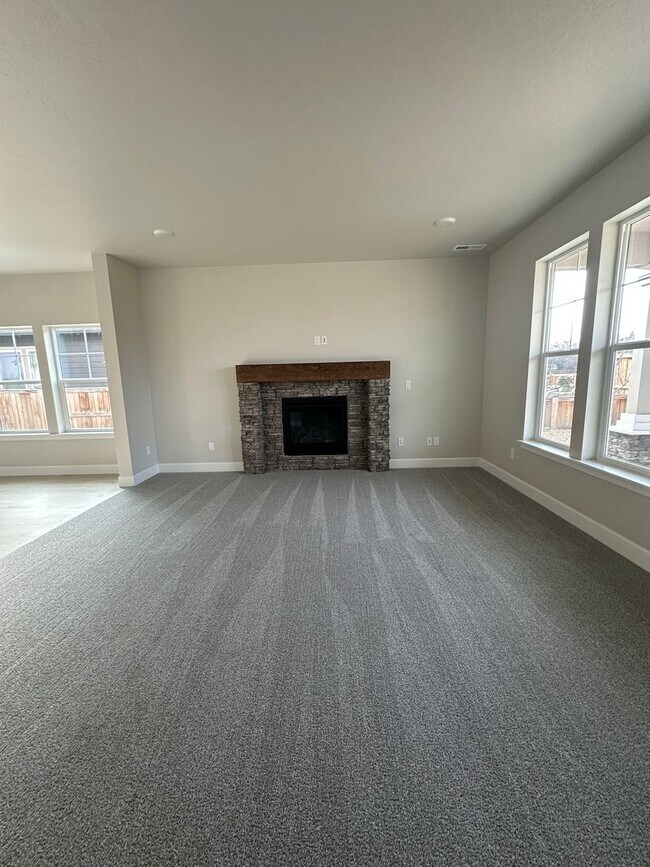 Photo - Brand New 3 Bedroom / 2.5 Bathroom Home in NW Redmond OR