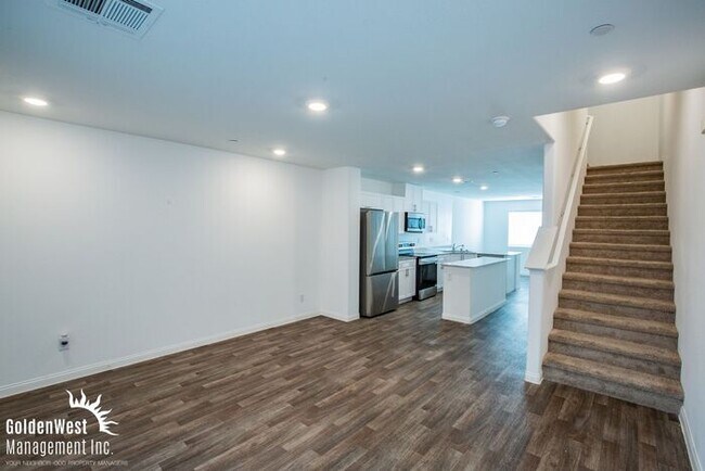 Modern 3Bdm 2Ba Townhome with Community Pool in Southwest Las Vegas.