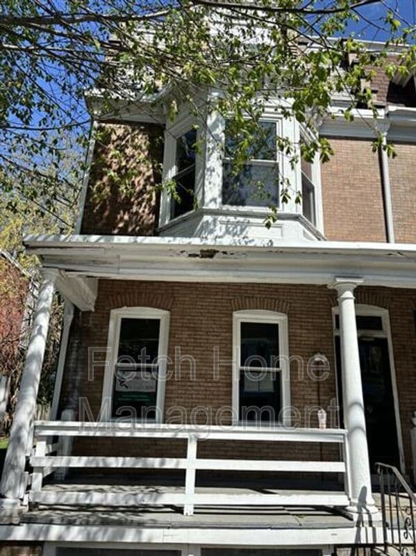 Building Photo - 19 S Ann St Unit 6