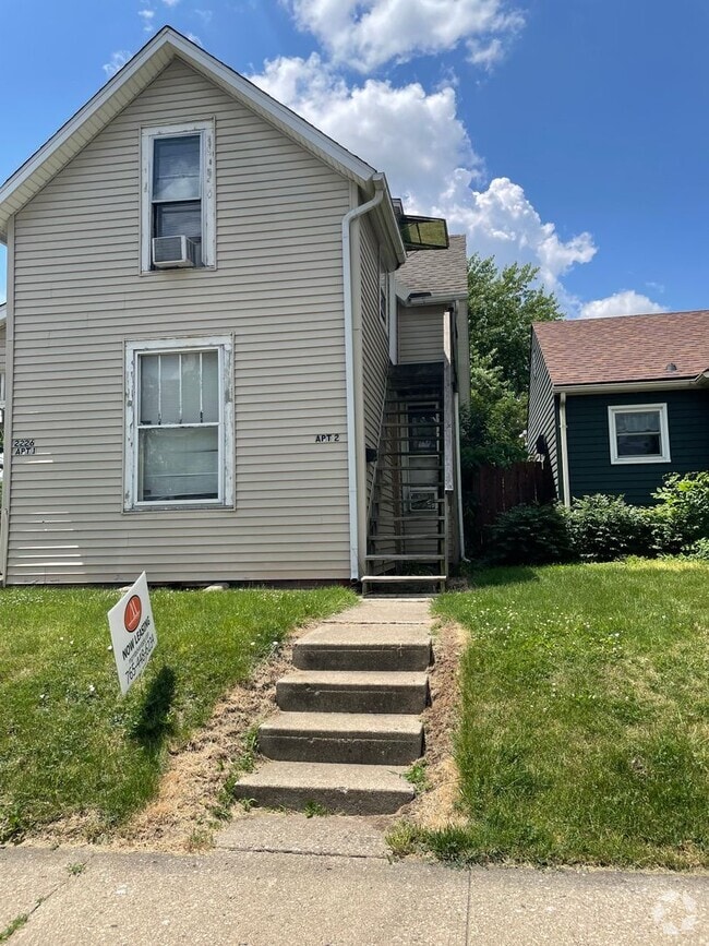 Building Photo - 2226 N 18th St Unit 2226-2 18th Rental